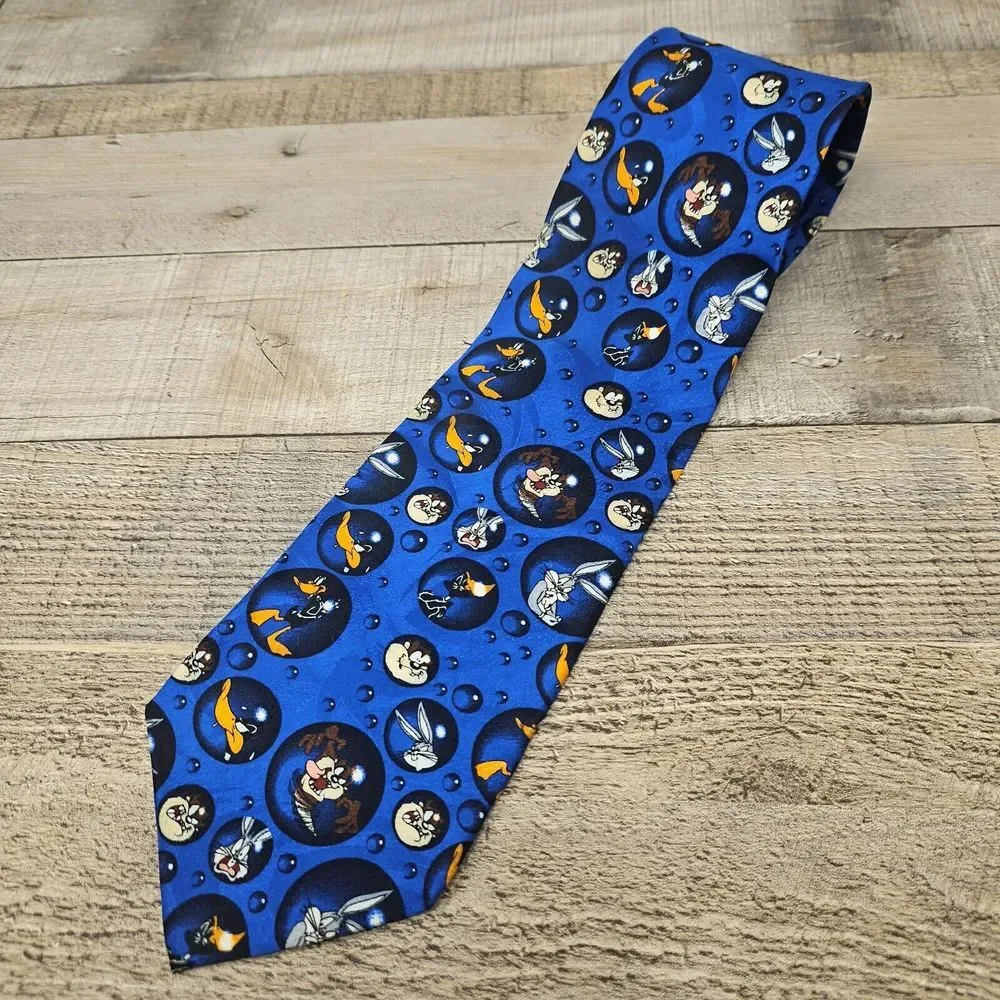 Looney Tunes Mania Necktie Mens 100% Silk Tie‎ Blue Colorful Cartoon Bugs Bunny
